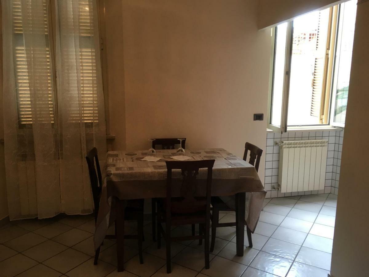 Whole Holiday Home Apartment Splendid Civitavecchia Da Pamino & Priscilla Exterior foto